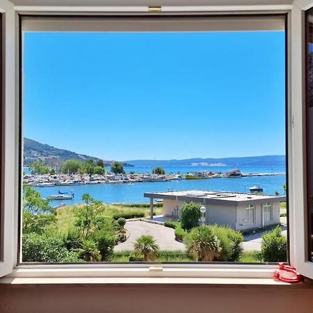 Apartment Cesarica Omiš Екстериор снимка