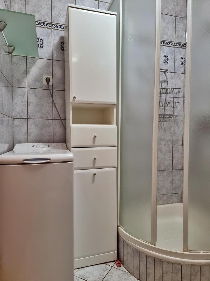 Apartment Cesarica Omiš Екстериор снимка