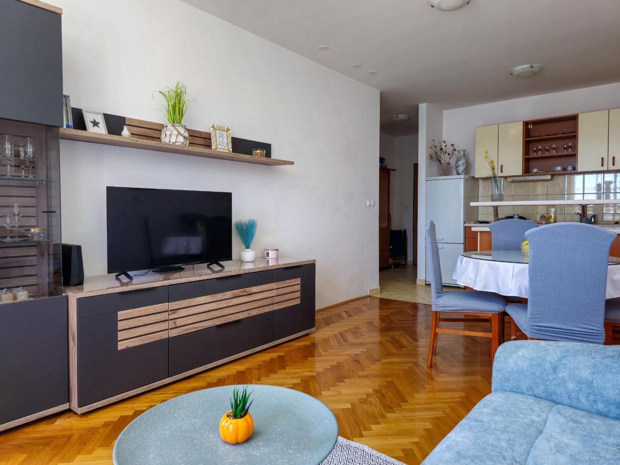Apartment Cesarica Omiš Екстериор снимка
